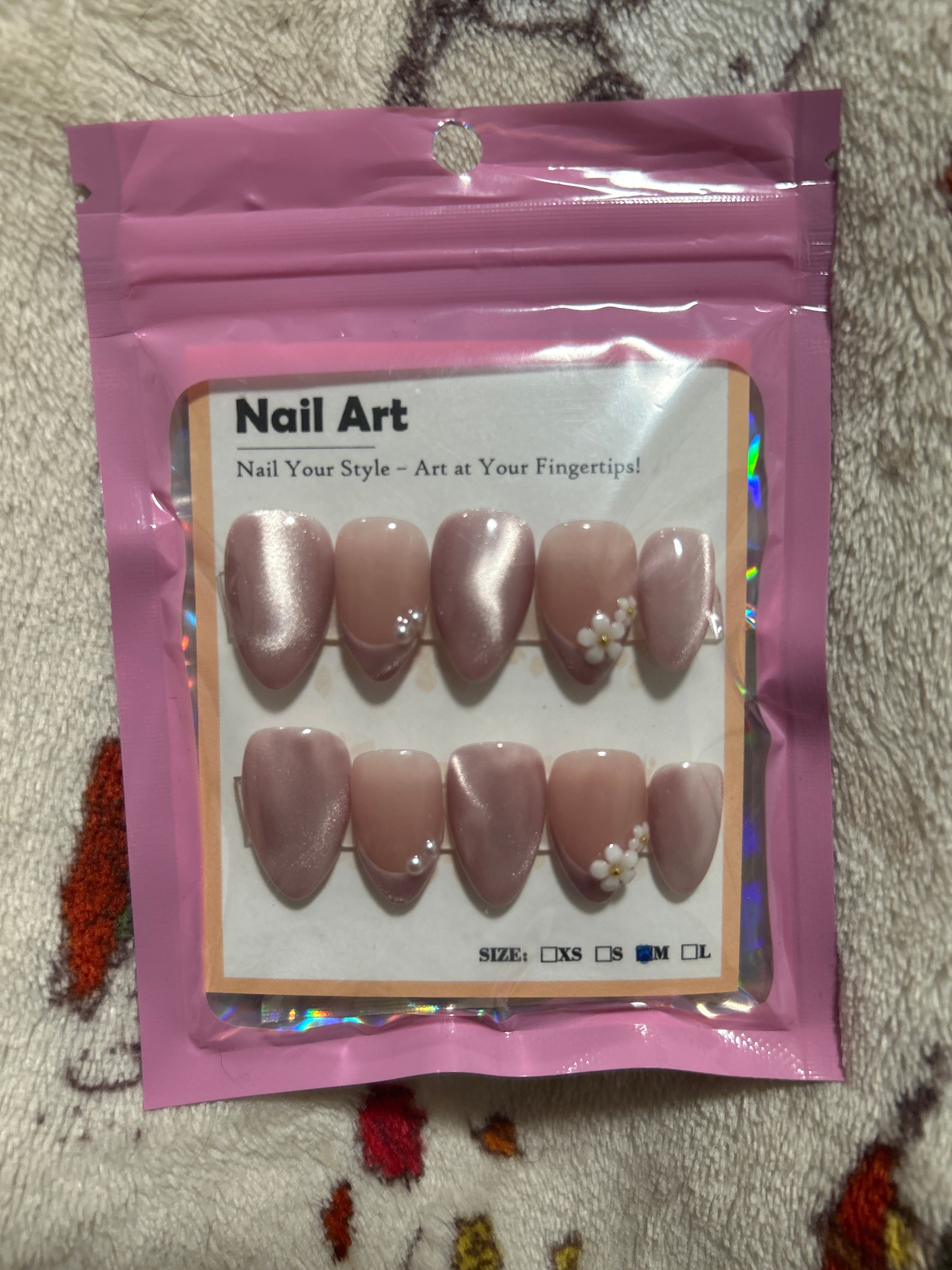 Pink cateye press on